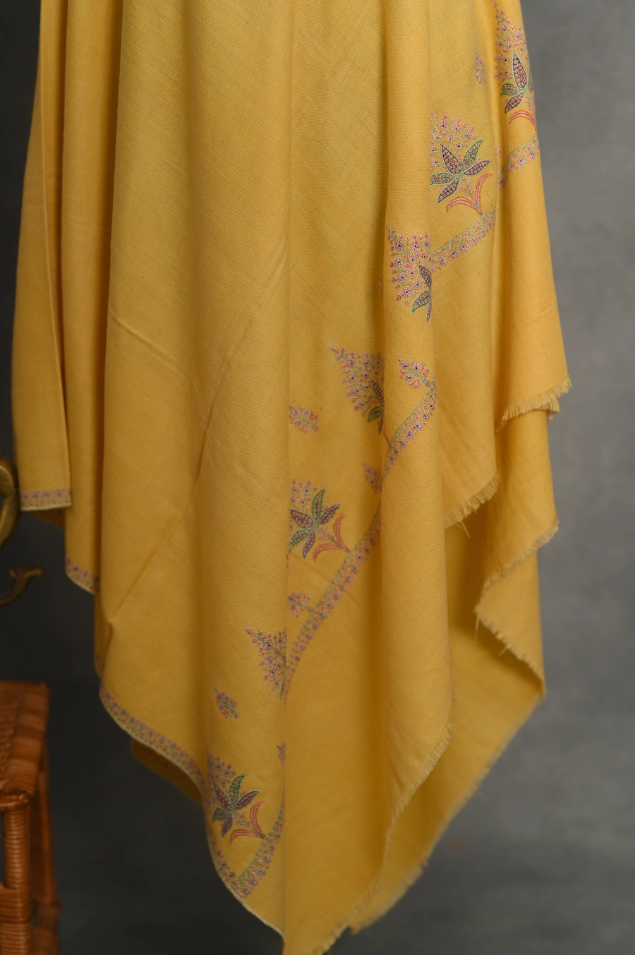 yellow gi certified pashmina