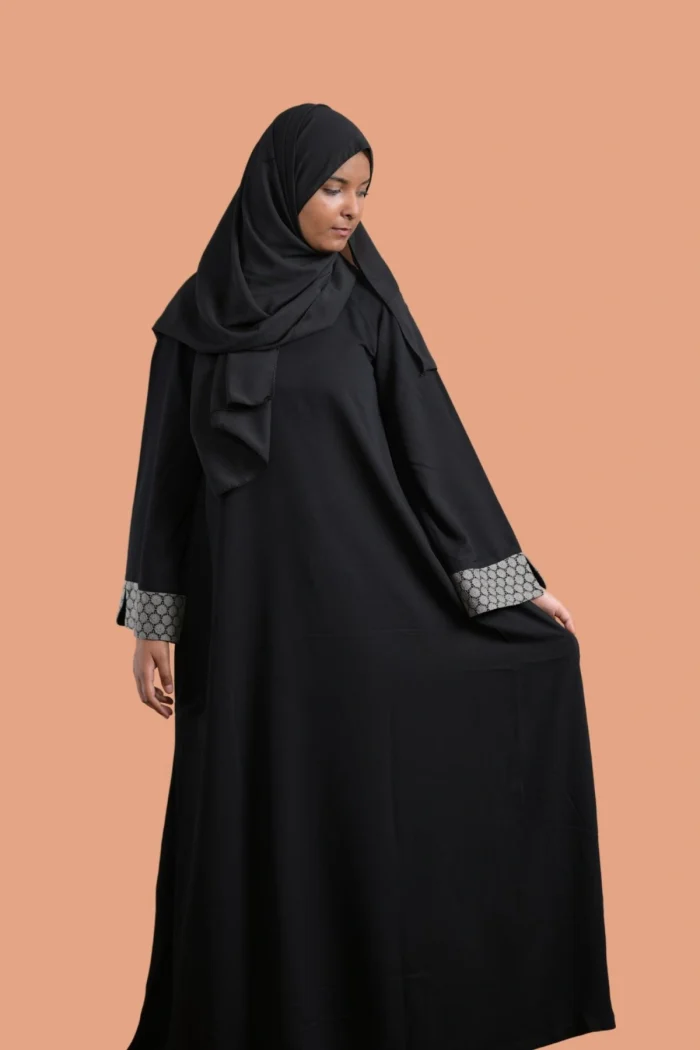 black abaya for females