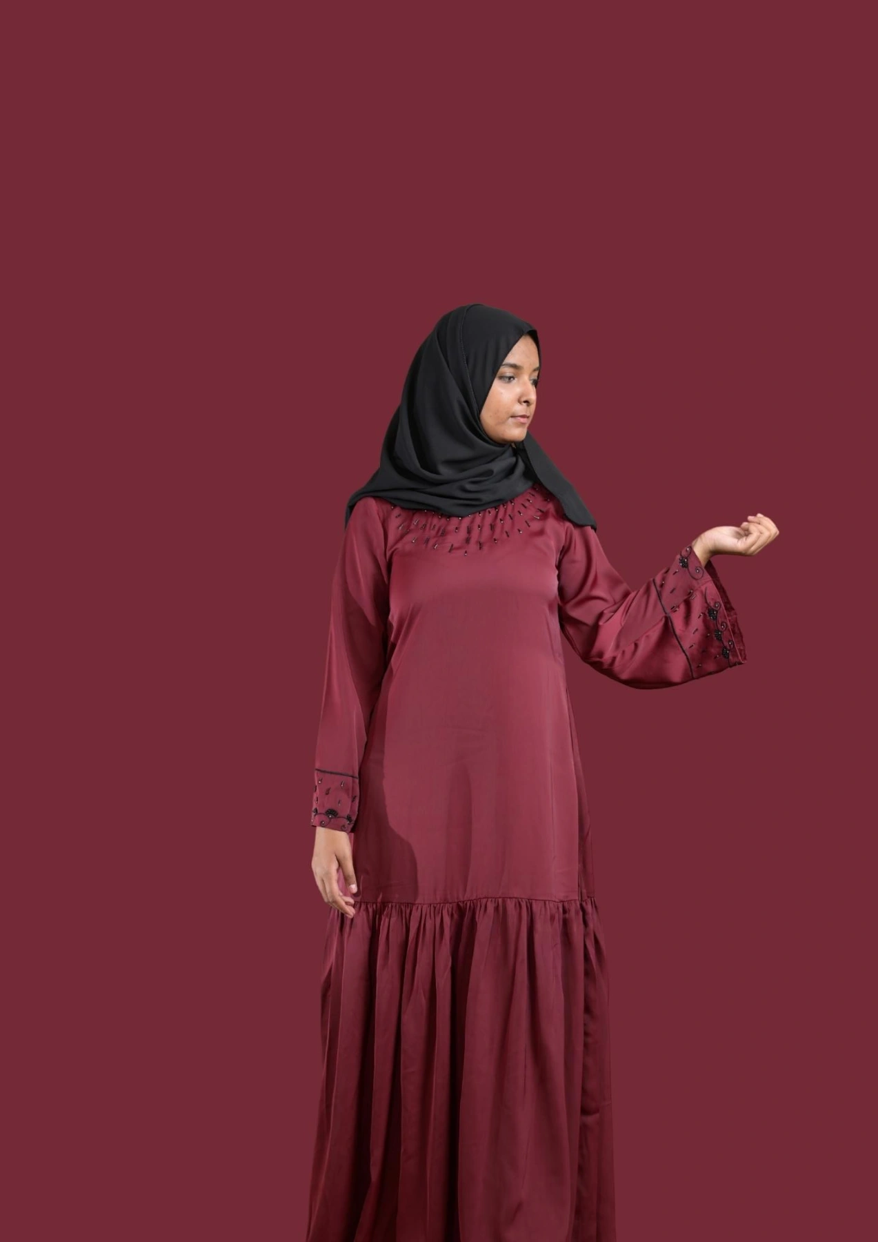 maroon abaya for females