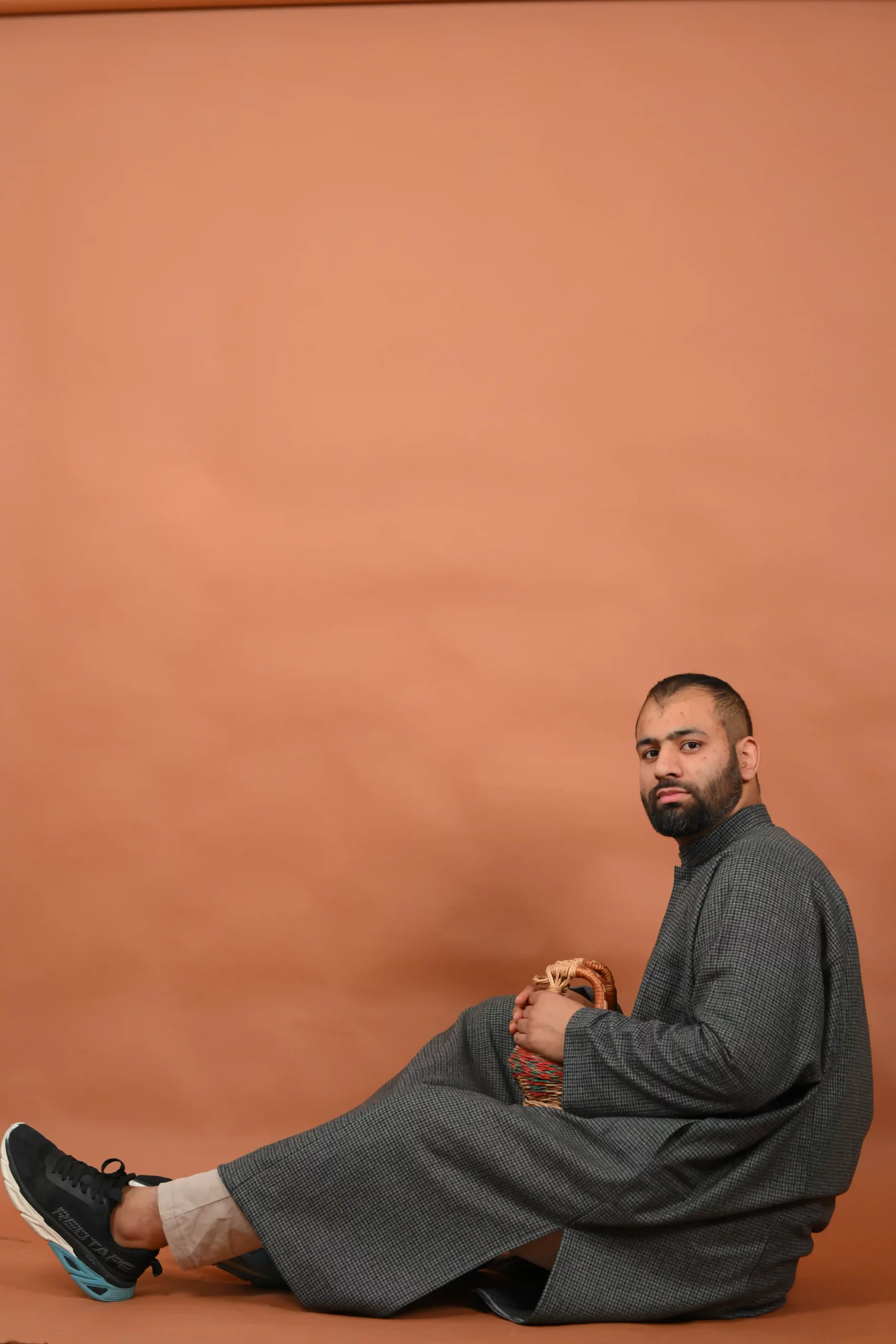 Woolen tweed Pheran - Men's traditional wear