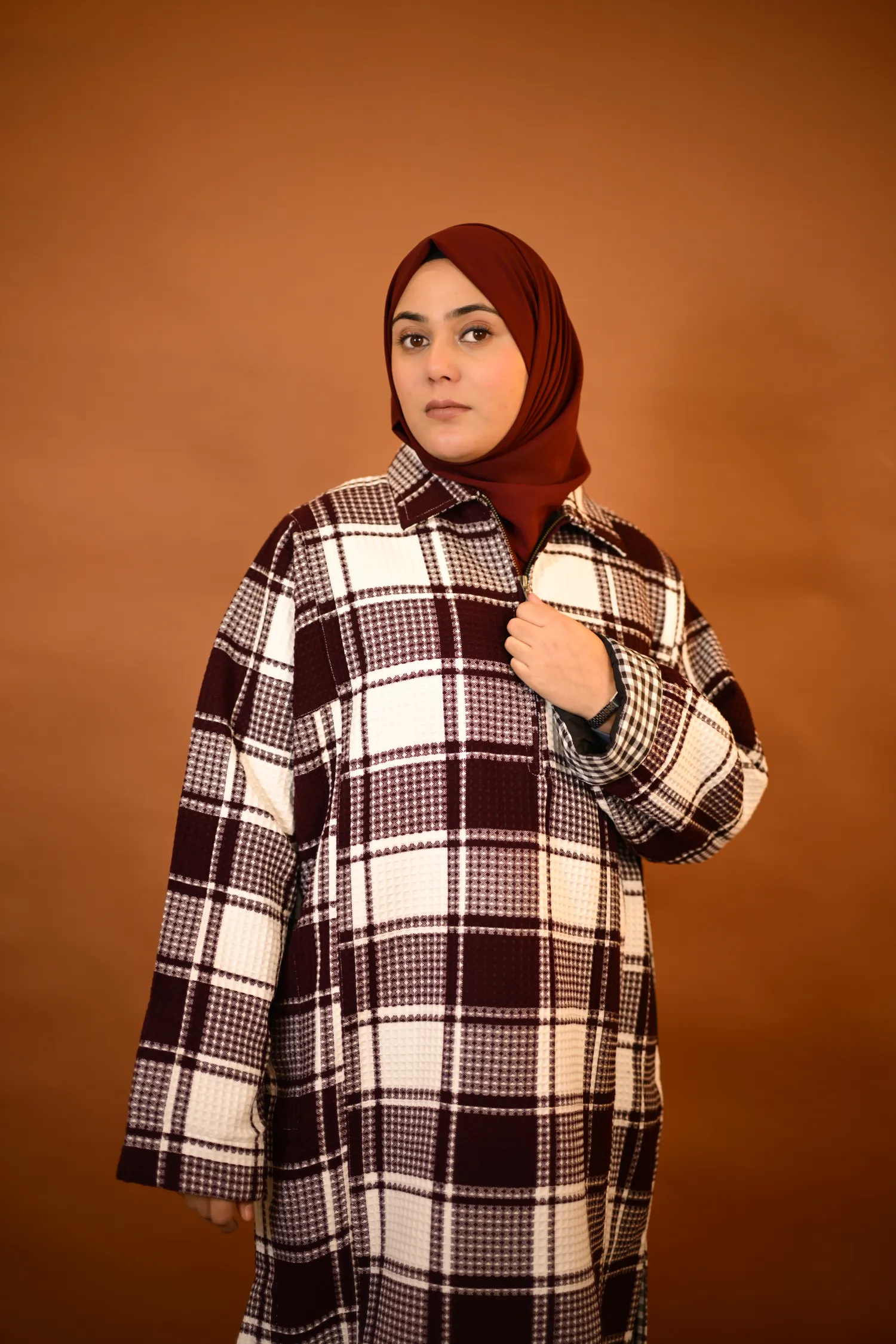 maroon check pheran for ladies