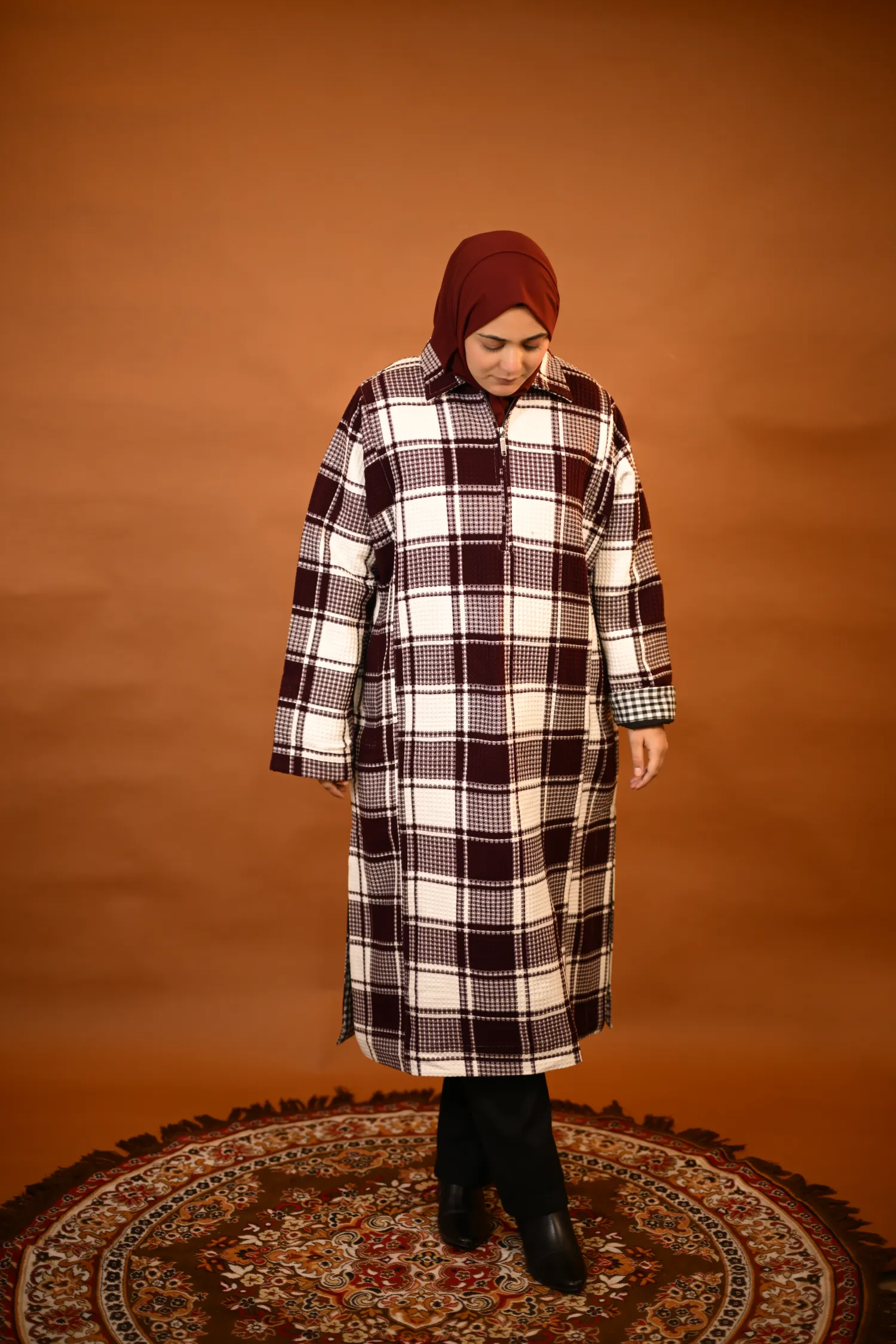 maroon check pheran for females