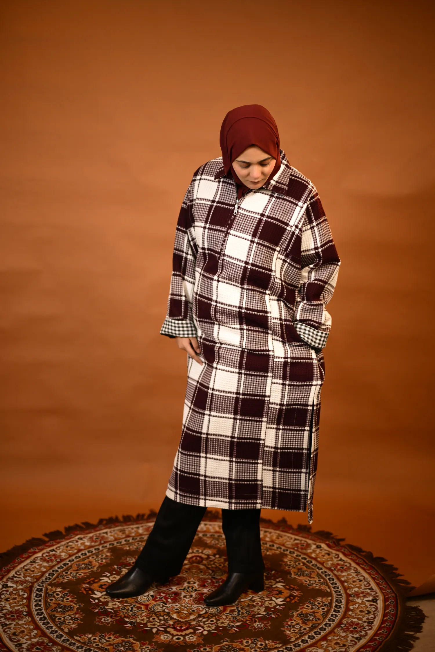maroon check pheran for girls