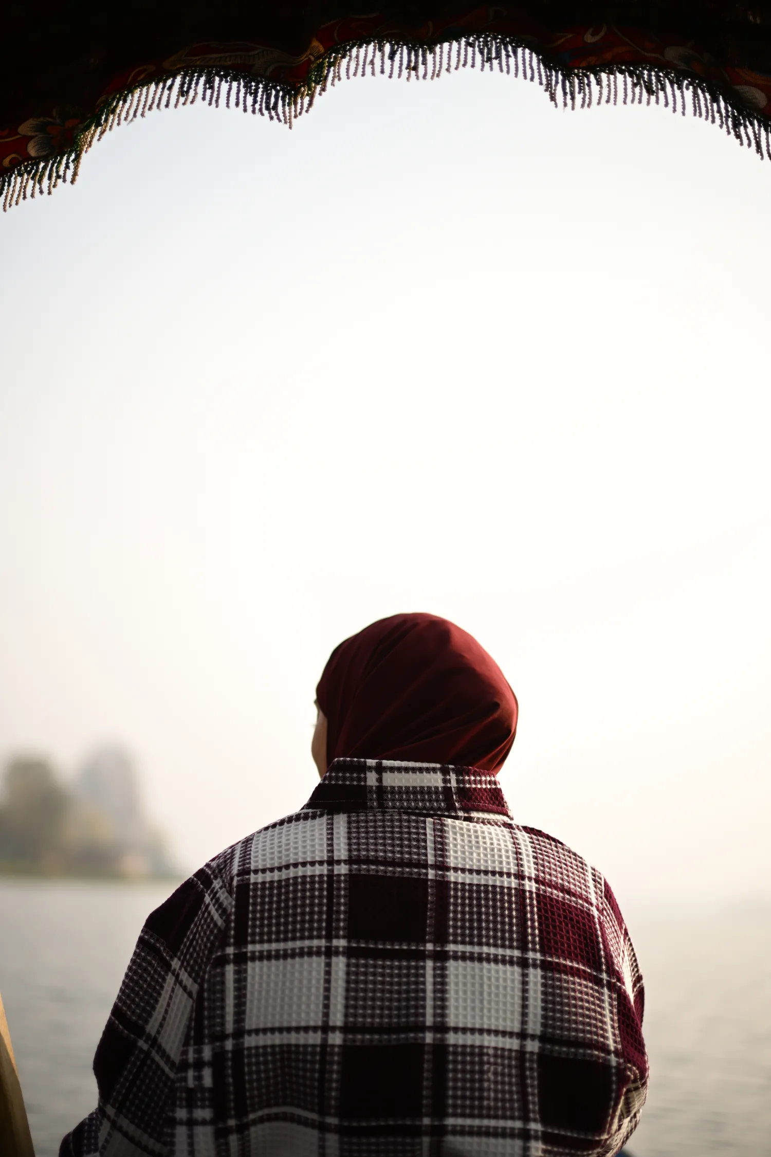 maroon pheran for females